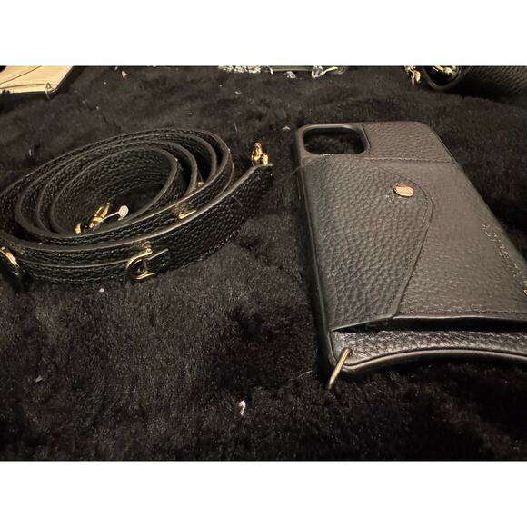 Bandolier iPhone 13 donna wallet case &
Thick nova multi ring strap/belt nwt - Picture 2 of 4
